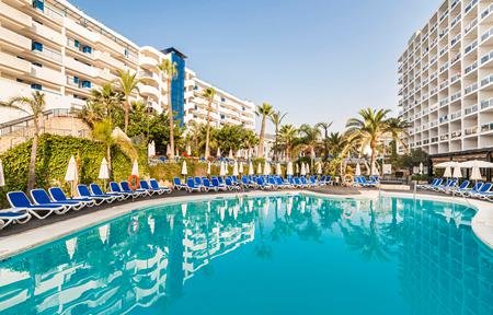 Hotel Globales Los Patos Park slide 5