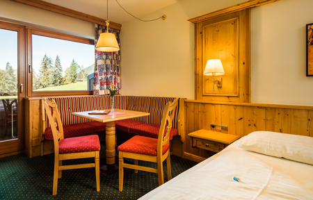 Hotel Alphof slide 3