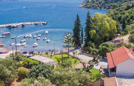 Eptanisos Beachfront Suites