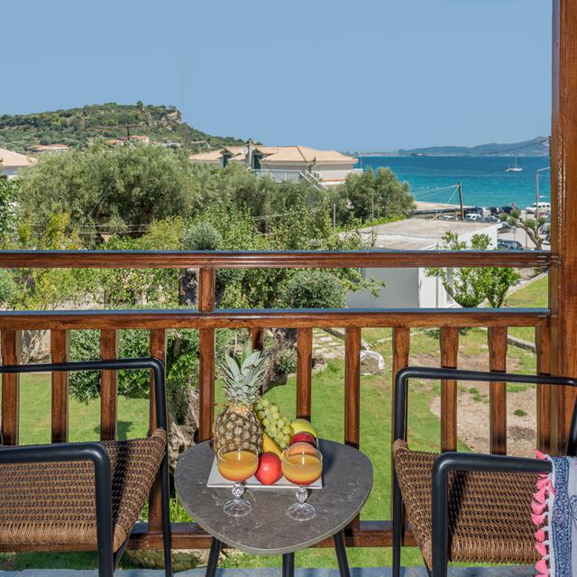 Eptanisos Beachfront Suites - billede 4