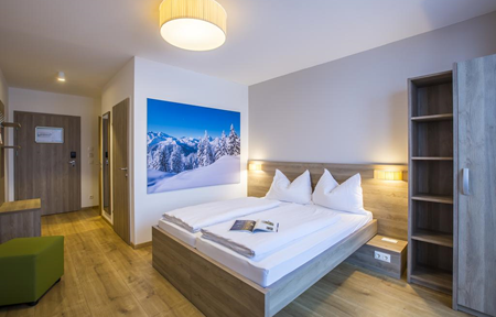 COOEE Alpin Hotel Kitzbüheler Alpen slide 2