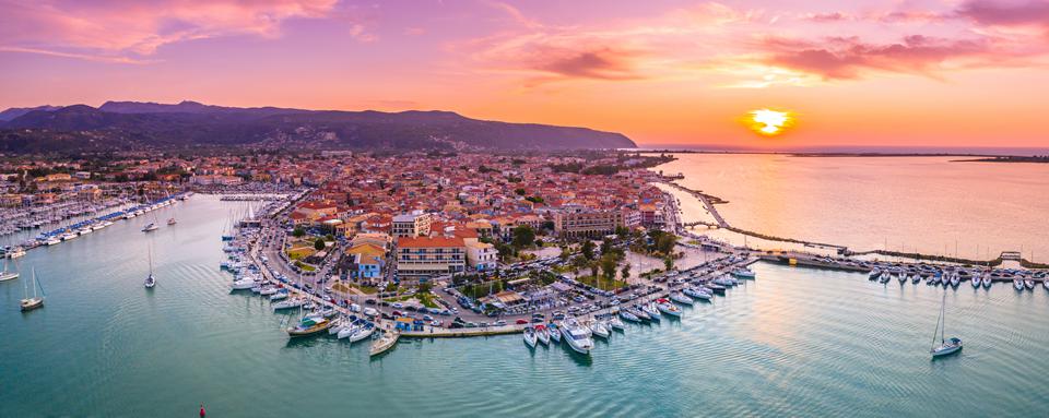 Lefkas-by Foto: 1 af 1