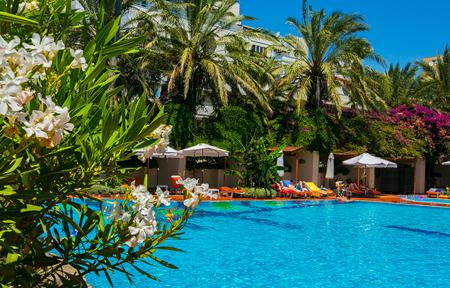 Hotel Elegance slide 2