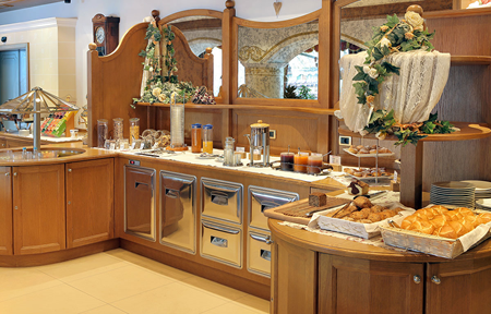 Hotel Astor Suites B&B slide 3