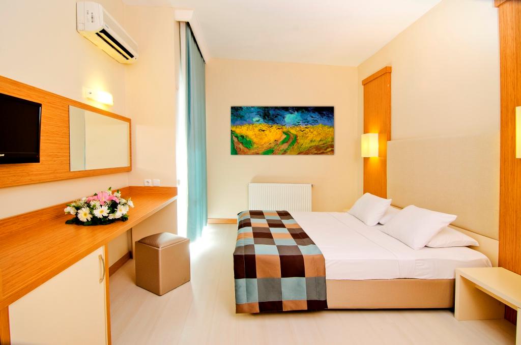 City’s Hill Hotel slide 4