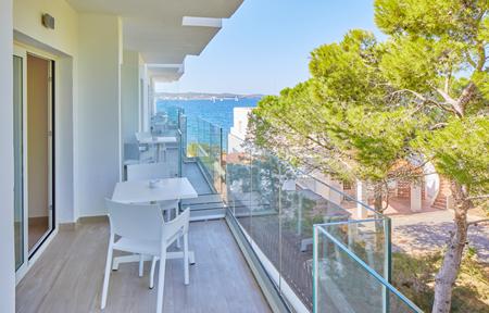 Sol Bahia Ibiza Suites slide 5