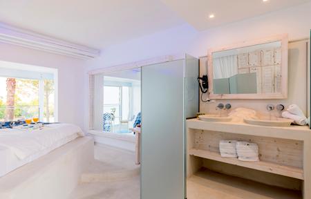 Kouros Home & Suites - voksenhotel 16+ billede 4