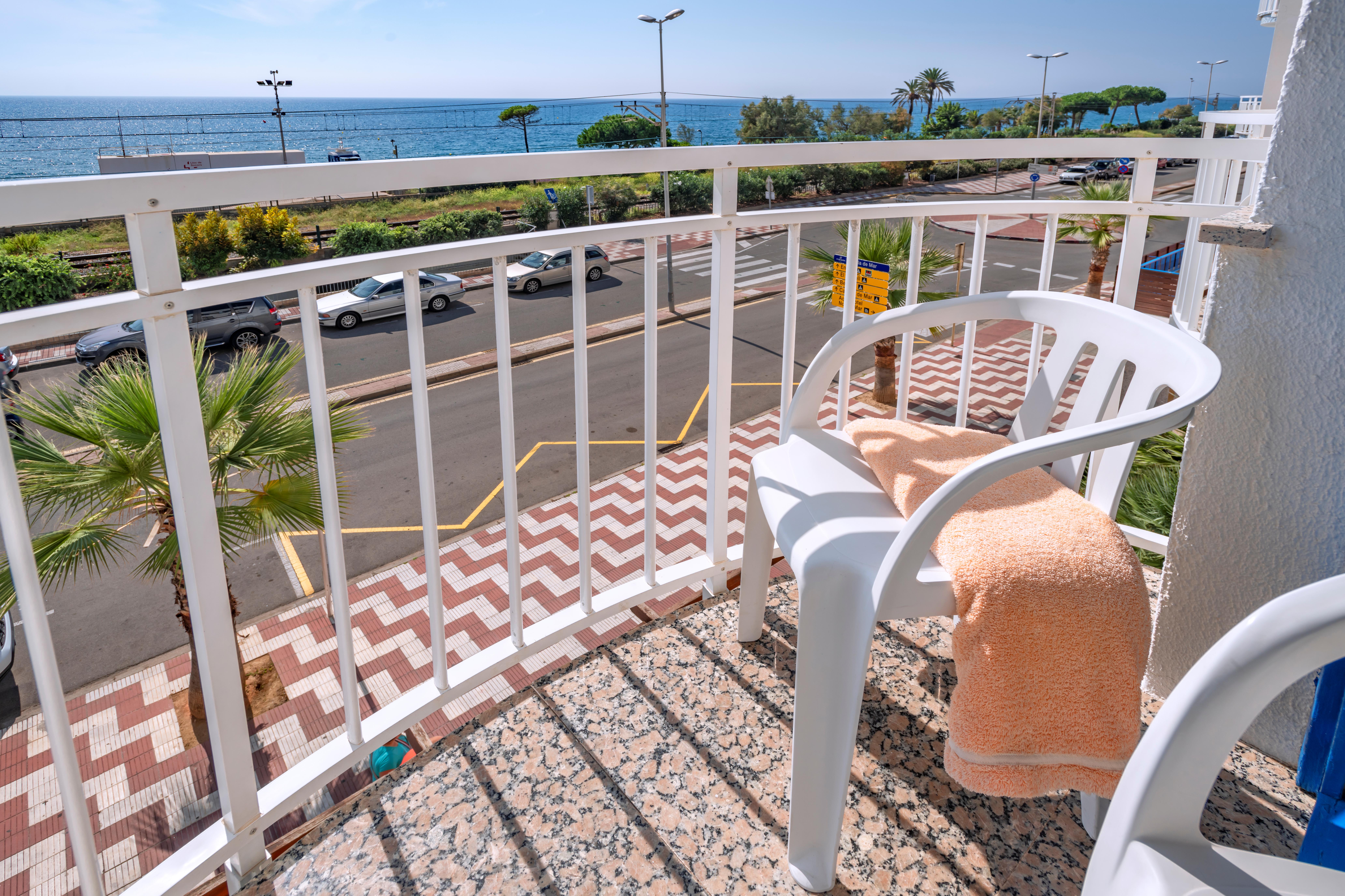 Hotel Sorrabona slide 4