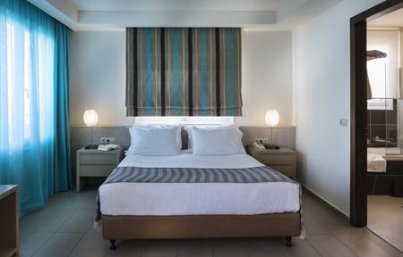 Hotel Glaros Beach slide 3