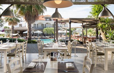 Flegra Palace Hotel slide 4