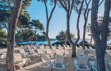 Iberostar Waves Pinos Park slide 2