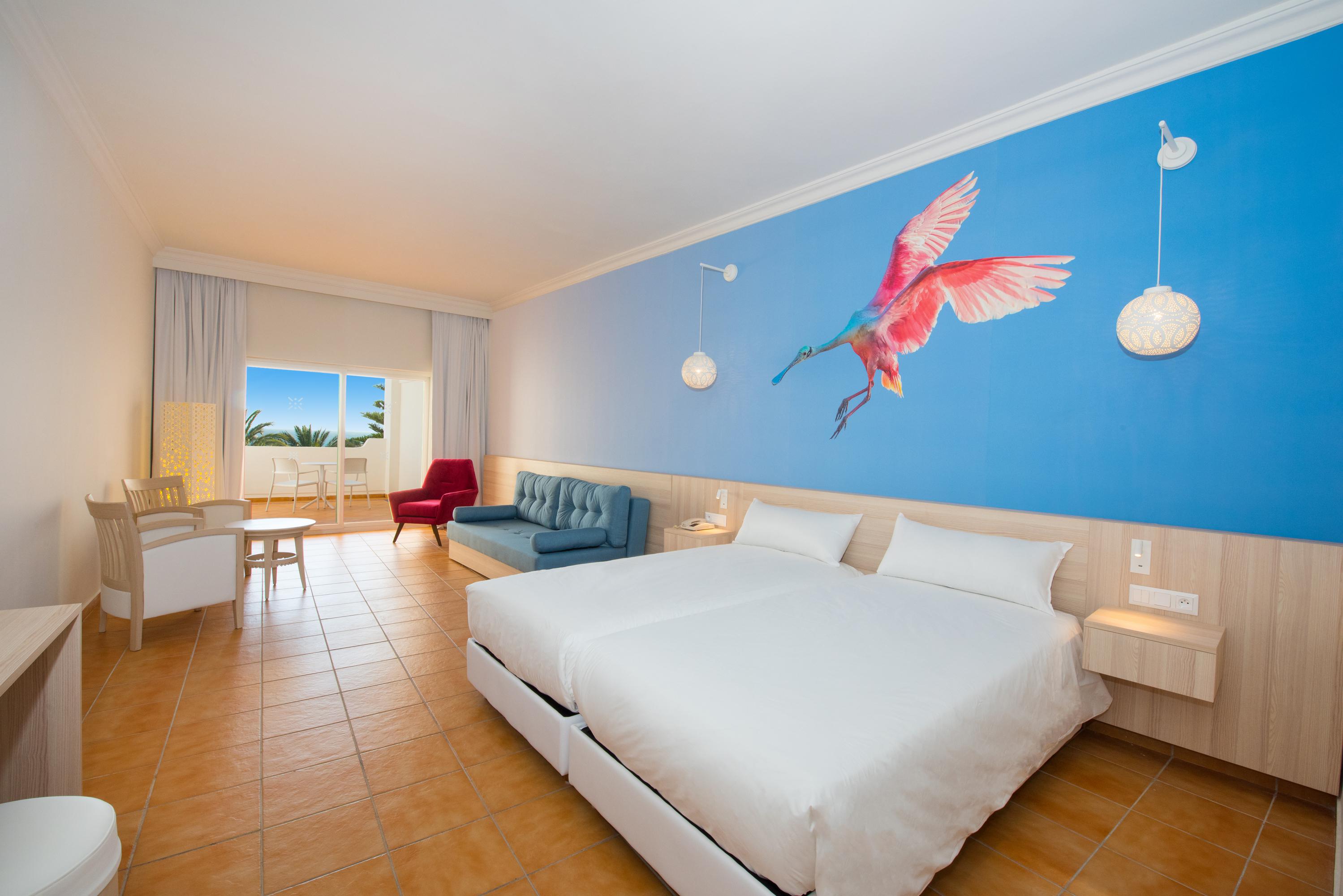 Iberostar Waves Founty Beach slide 3