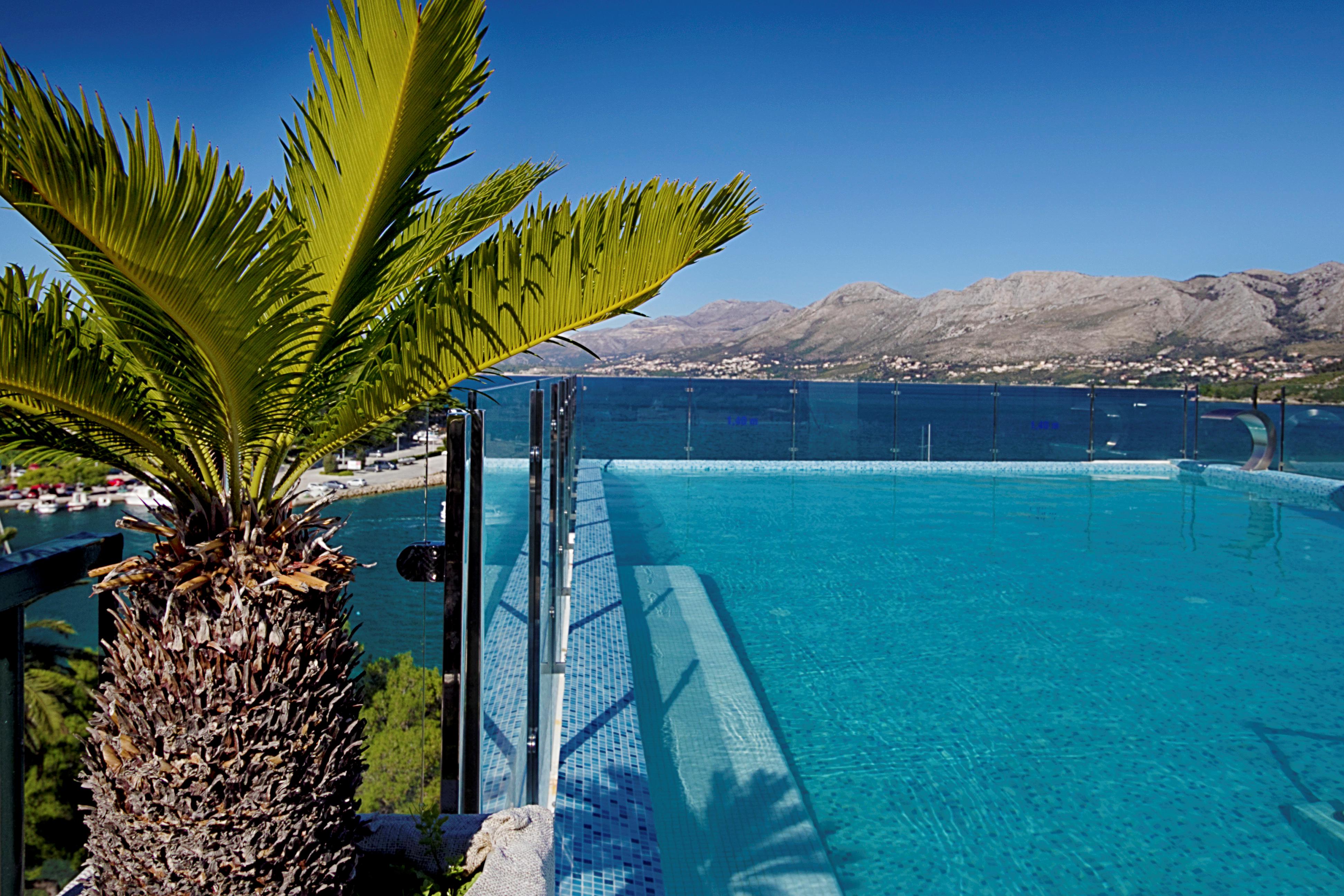 Hotel Cavtat slide 2