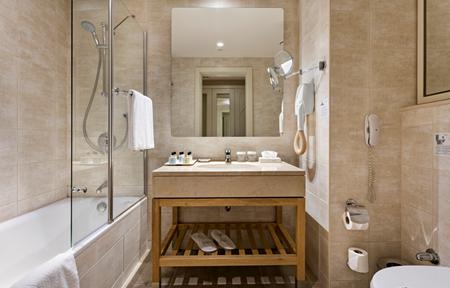 Hotel Titanic Deluxe Lara slide 4