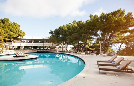 Hotel Croatia slide 2