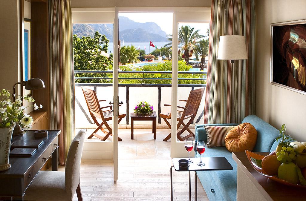 Marti Resort Deluxe slide 5