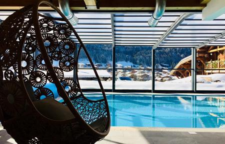 Chalet Hotel Alpina slide 4