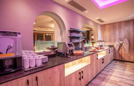 Hotel Hubertus slide 4