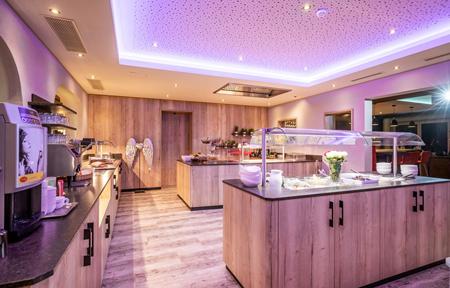 Hotel Hubertus slide 3