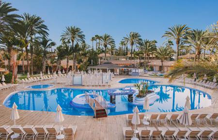 Suites & Villas by Dunas slide 3