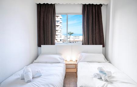 Palm Beach Club Carihuela slide 4