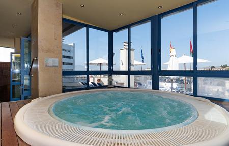 Hotel MS Maestranza slide 2