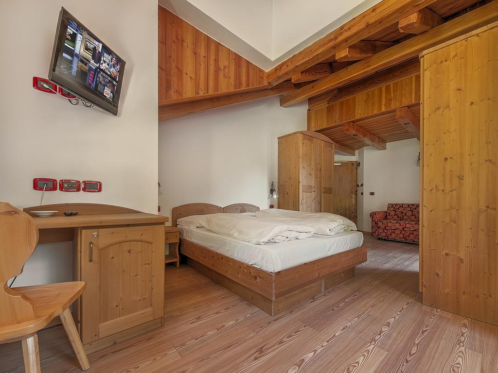 Hotel Dal Bracconiere slide 2