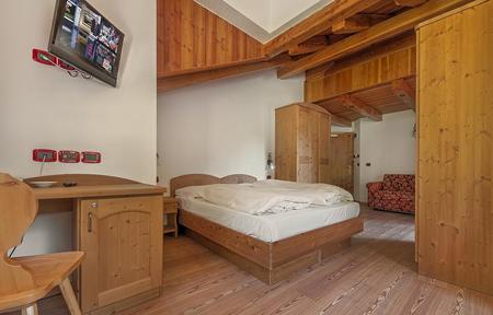 Hotel Dal Bracconiere slide 2