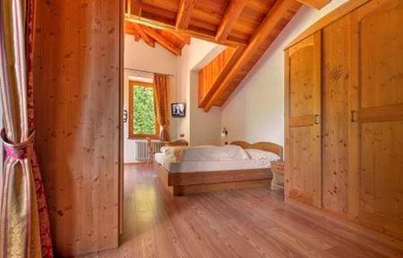 Hotel Dal Bracconiere slide 4