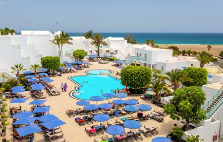 Hotel Lanzarote Village slide 2