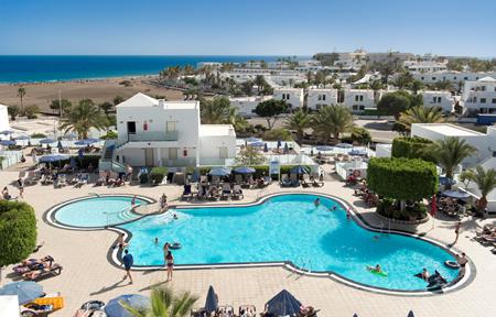 Hotel Lanzarote Village slide 3
