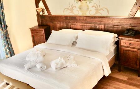 Chalet du Lys Hotel & Spa slide 2