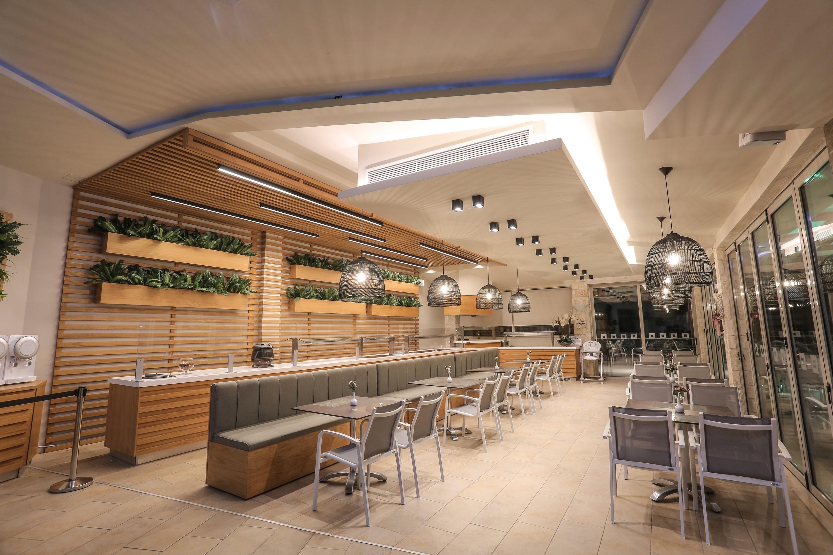 Hotel Anna Maria Paradise slide 5