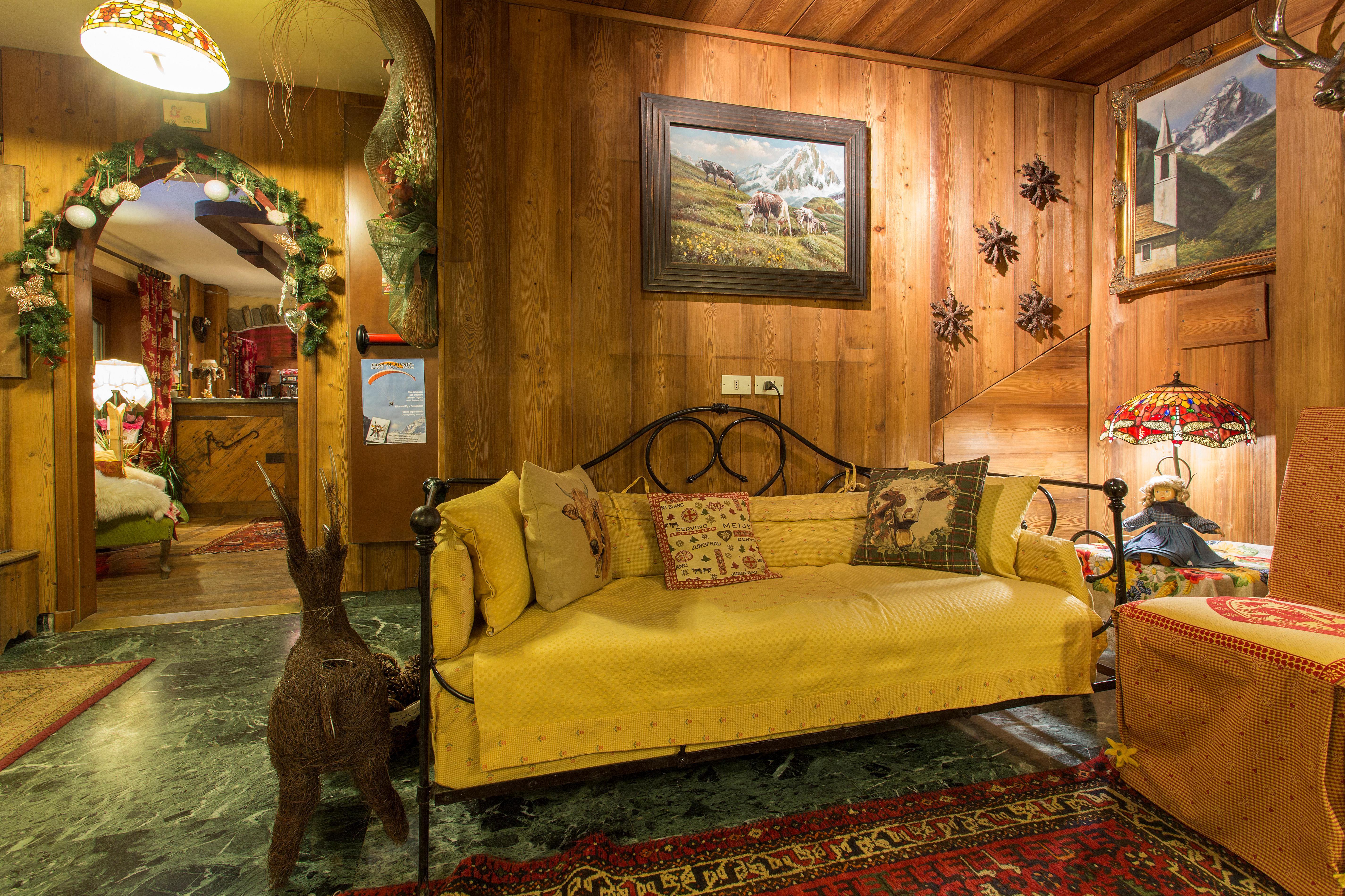 Hotel Lac Bleu slide 5