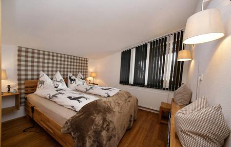 Kaprun Apartments slide 2