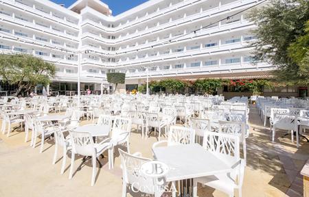 Hotel Condesa slide 5