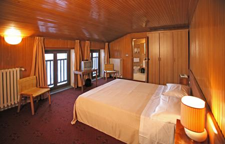 Hotel Lo Stambecco slide 2