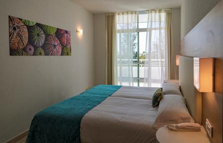 Hotel Gara Suites slide 5