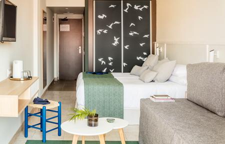 AQUA Hotel Bertran Park - Morgenmad slide 4