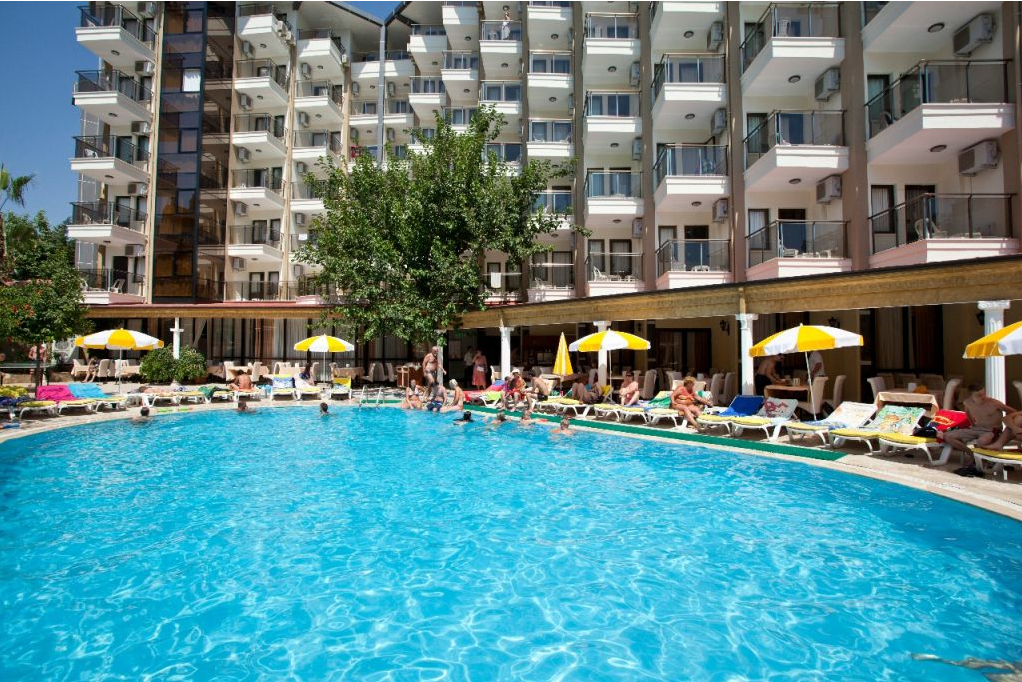 Hotel Monte Carlo slide 2