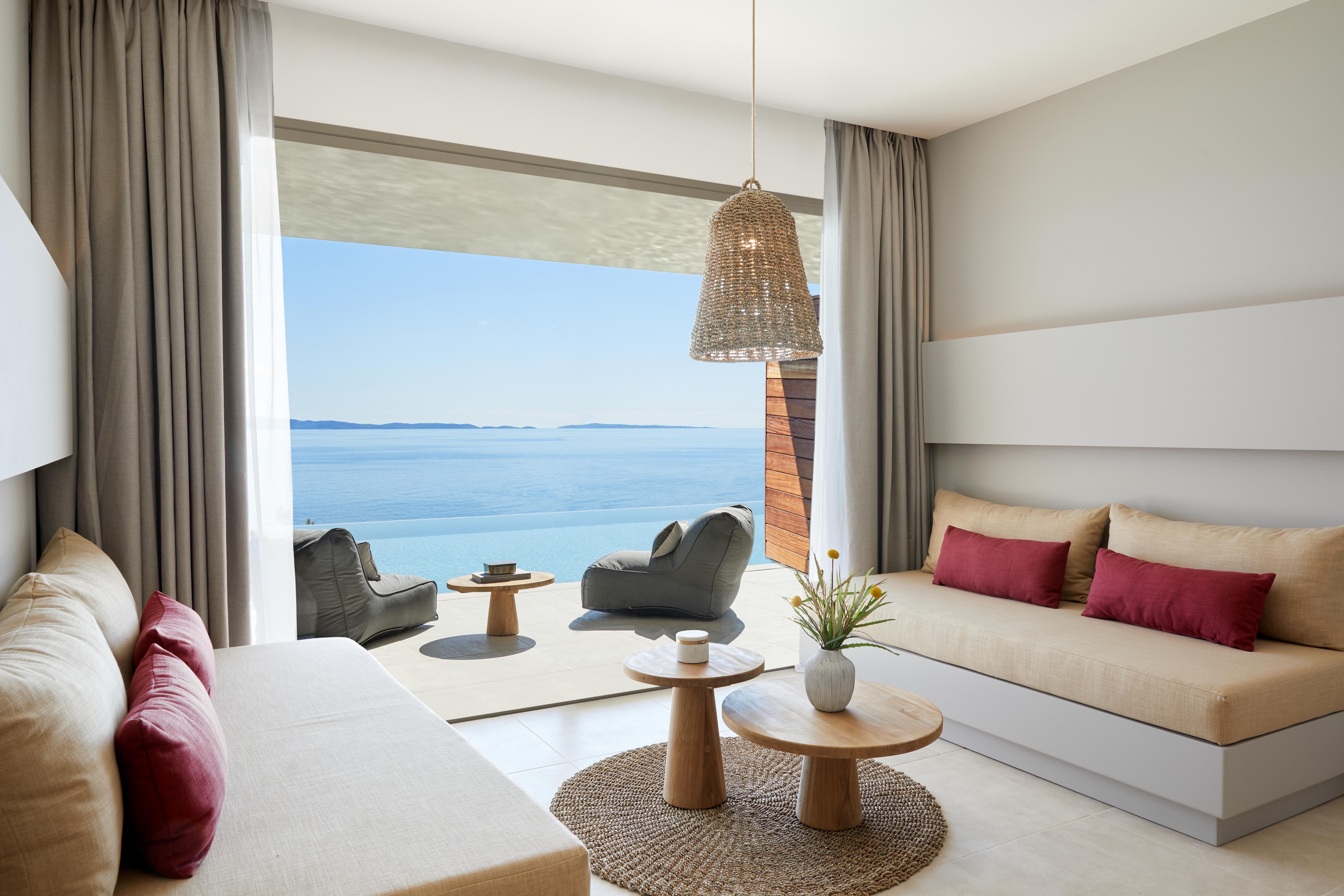 Elix Hotel, Mar-Bella Collection slide 5