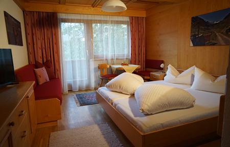 Pension Villa Cornelia slide 2