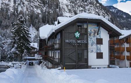 Hotel Medil Wellness & Beauty slide 1