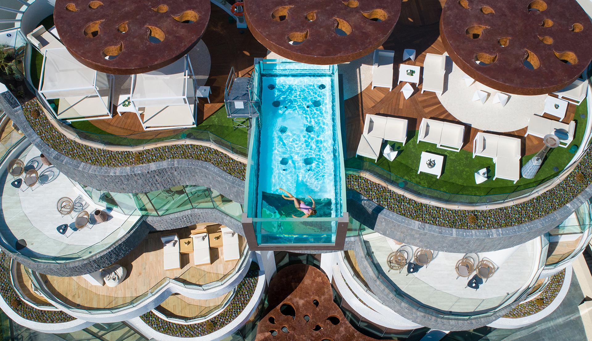 Hotel GF Victoria slide 3