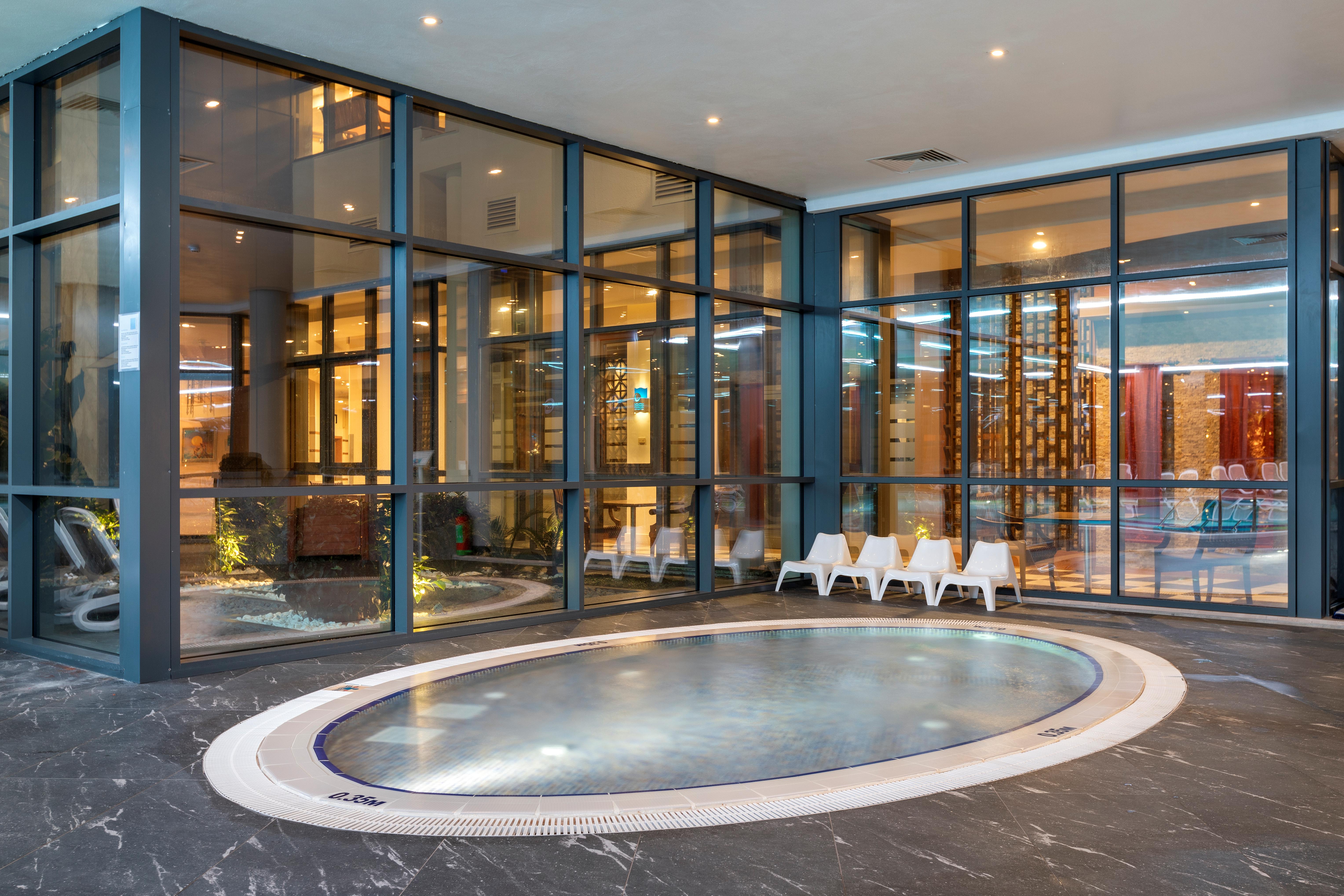 Hotel Limak Limra  slide 3