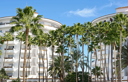 Hotel Servatur Waikiki slide 3