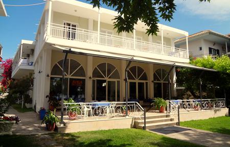 Hotel Avra Beach slide 3