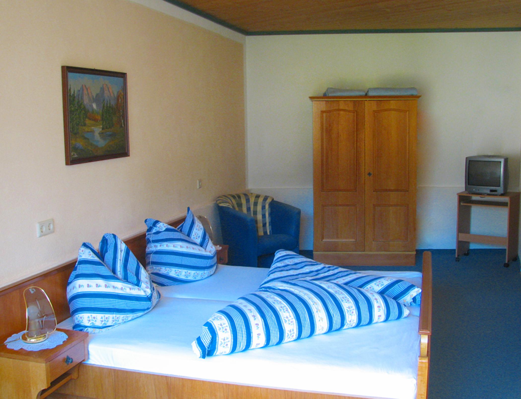 Hotel-Pension Konrad slide 5
