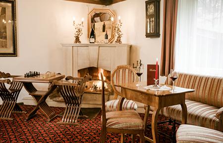 Hotel Alpina slide 2