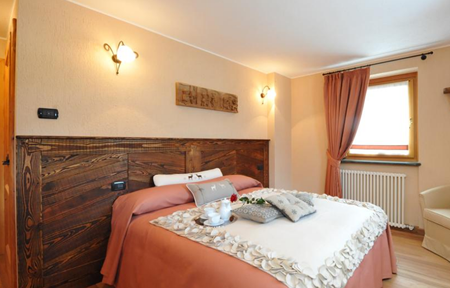 Gresil Residence  slide 2